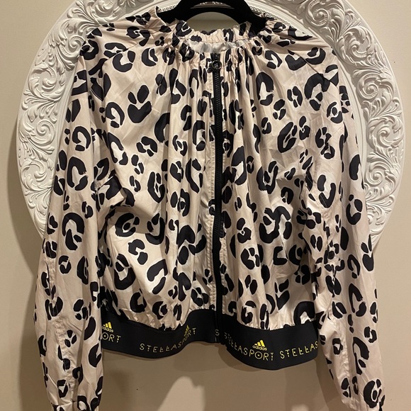 Light Adidas Stellasport coat - Picture 2 of 3